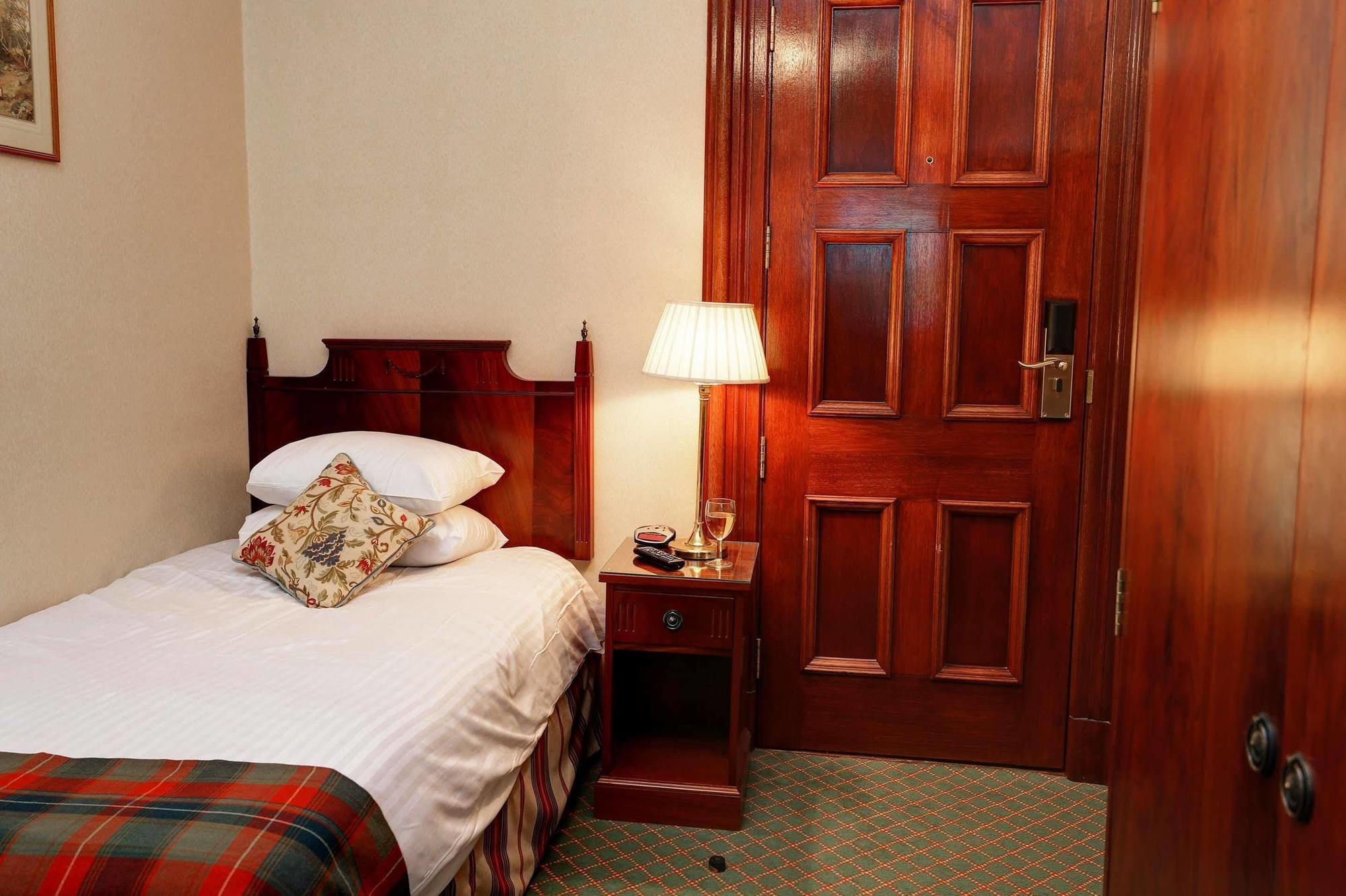 Best Western Cartland Bridge Hotel Lanark Zimmer foto